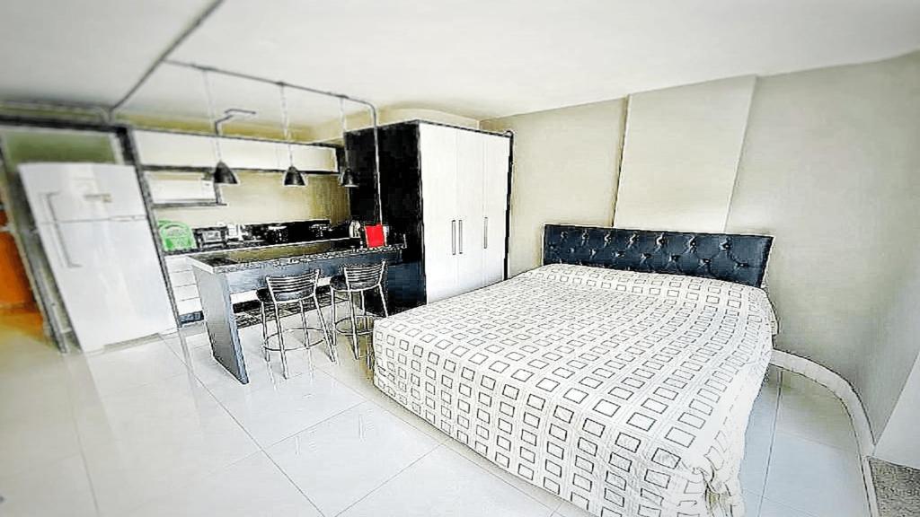 105 Saint Sebastian Flat photo 1