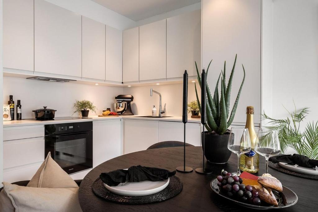 New penthouse apartment with sea view in Bergen centrum photo 2
