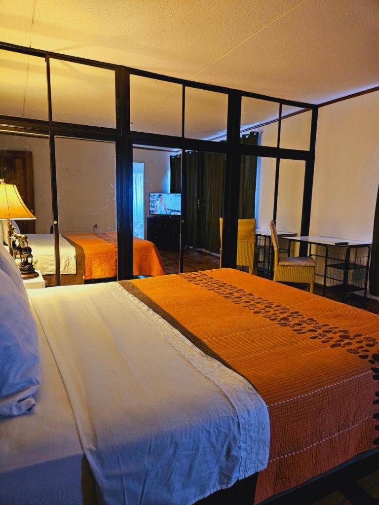 HOSTAL MONTESOL photo 4