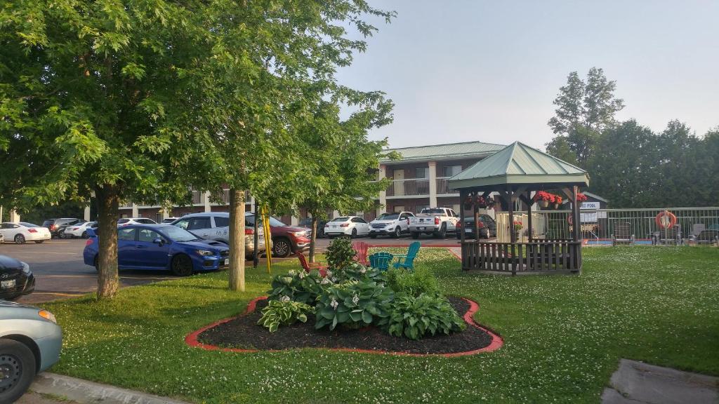Riviera Inn And Suites 1000 Islands photo 1