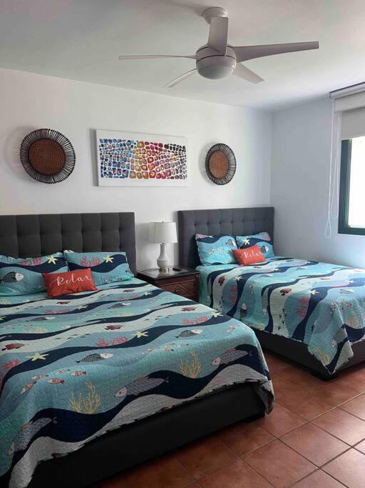 Lovely 2 Bed room villa with Beach & Pool photo 4