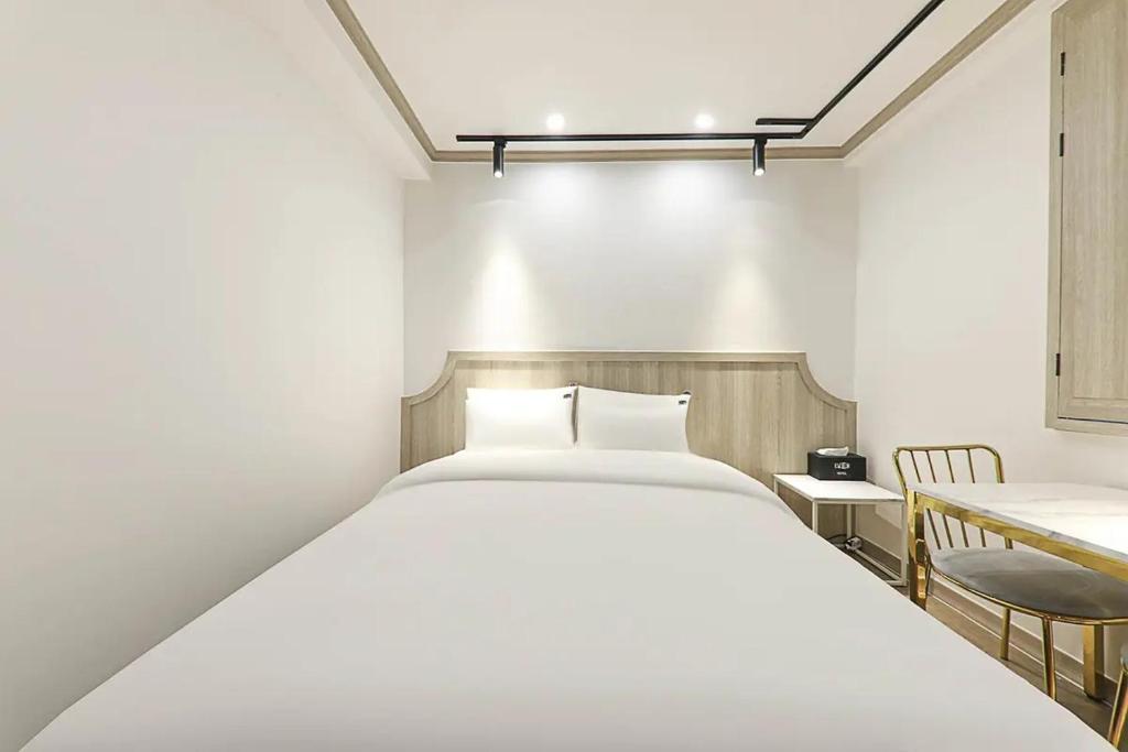 Even Hotel photo 1