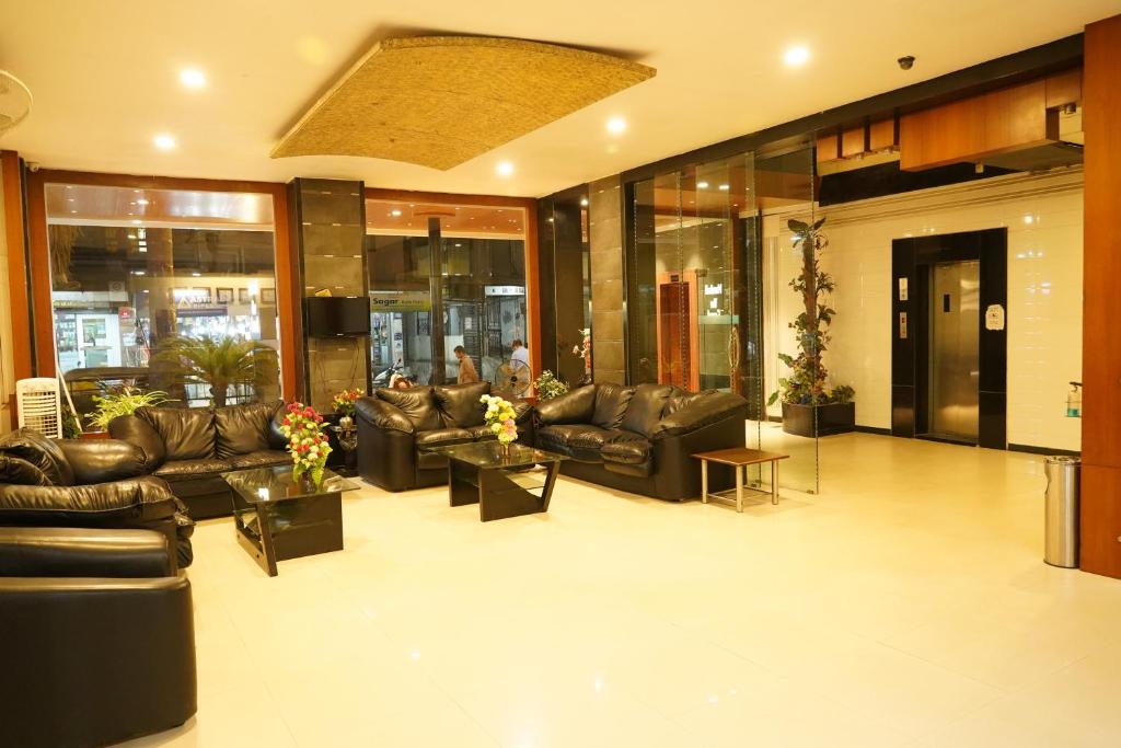 Marshall The Grand Hotel photo 3