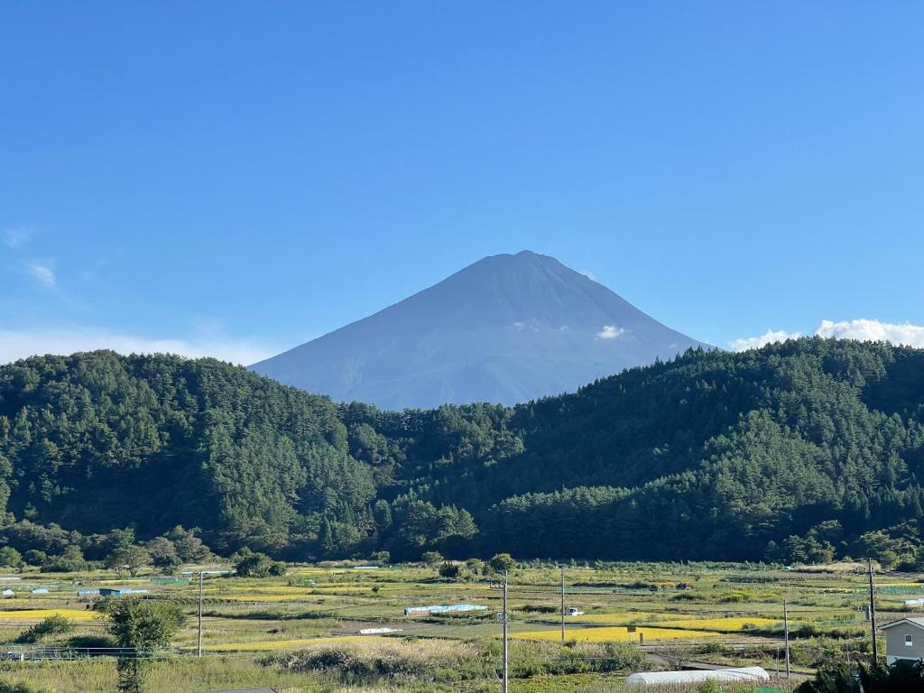 New open【Mermaid annex】最大13名可！壮大な富士山の景色を楽しむ、高級貸別荘！ photo 1