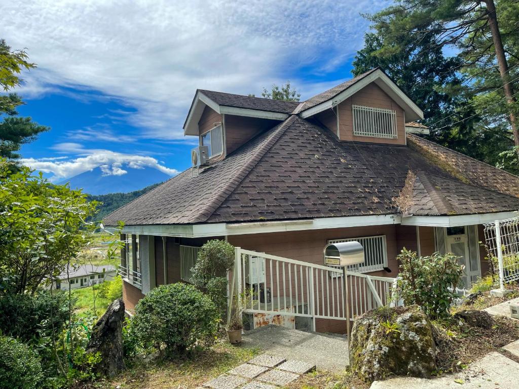 New open【Mermaid annex】最大13名可！壮大な富士山の景色を楽しむ、高級貸別荘！ photo 4