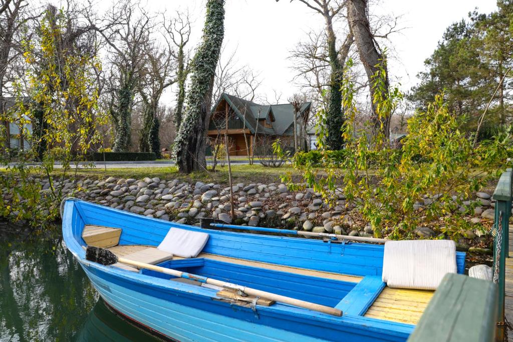RIVER INN RESORT AND SPA photo 3