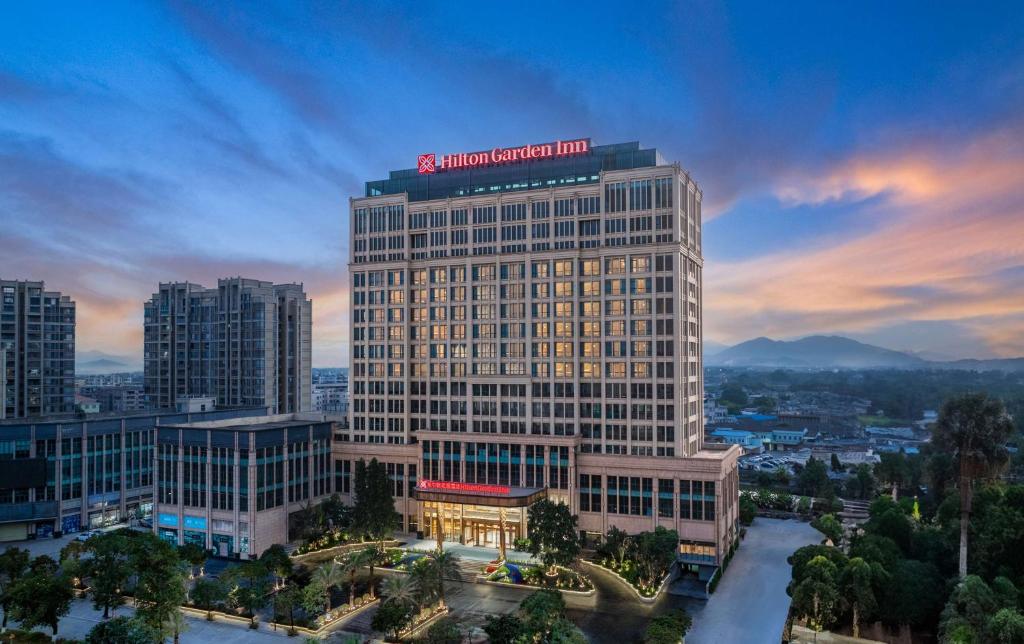 Hilton Garden Inn Jiangmen Xinhui photo 3