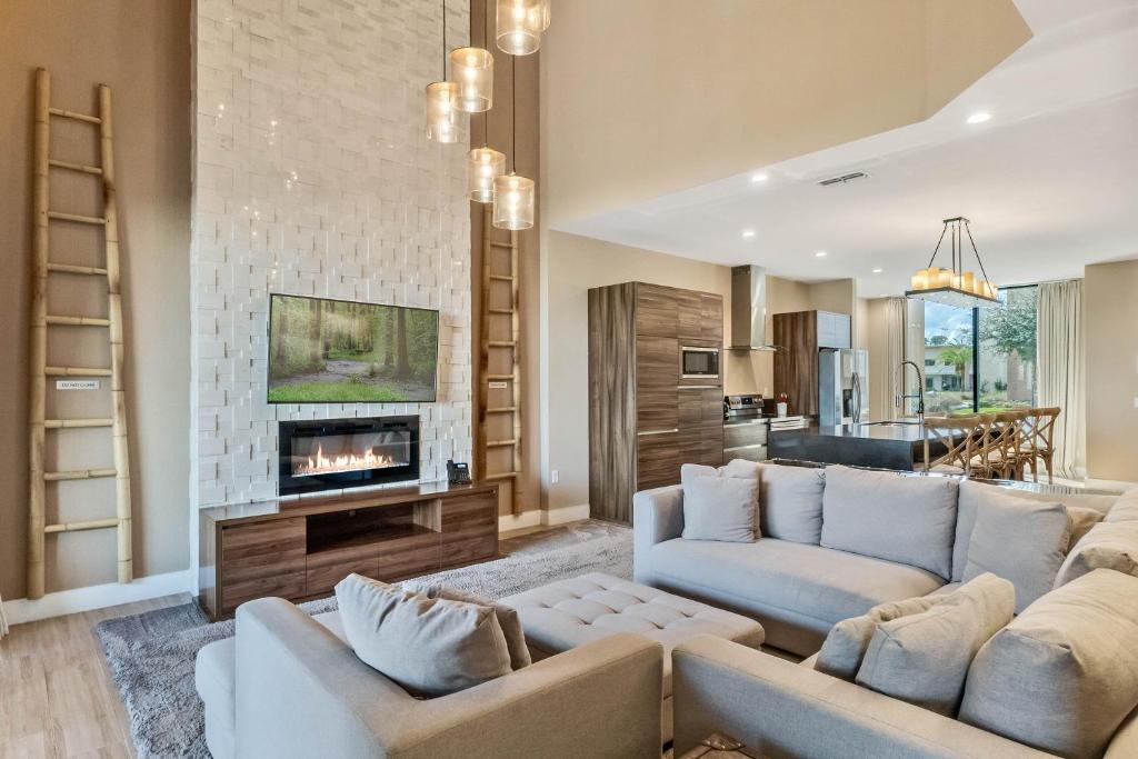4 Bedroom - 5 Bathroom Magic Village 7575 Bd image