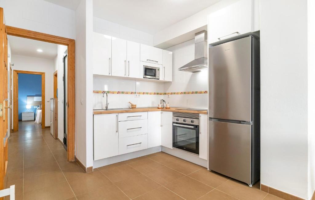 1 Bedroom Gorgeous Apartment In Roquetas De Mar photo 2