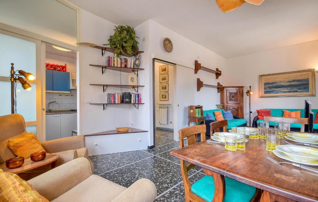 1 Bedroom Amazing Apartment In Laigueglia photo 3