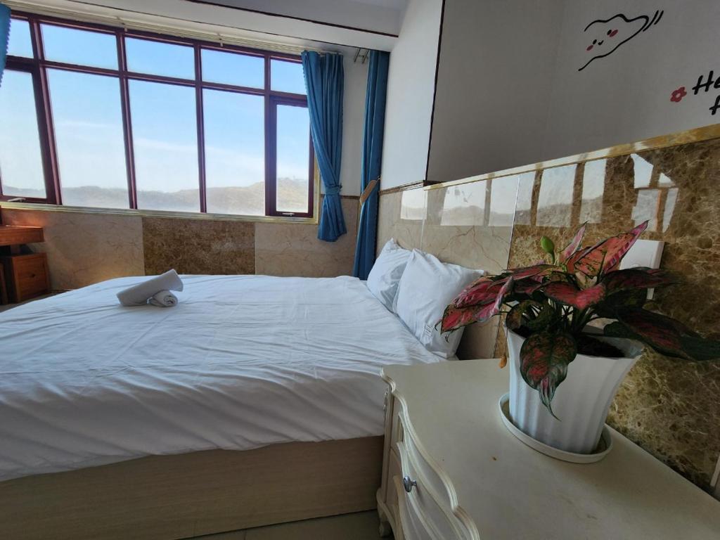 SƠN THỊNH hotel-hosted by THỦY.0 chín ba tám một hai bốn bảy tám không