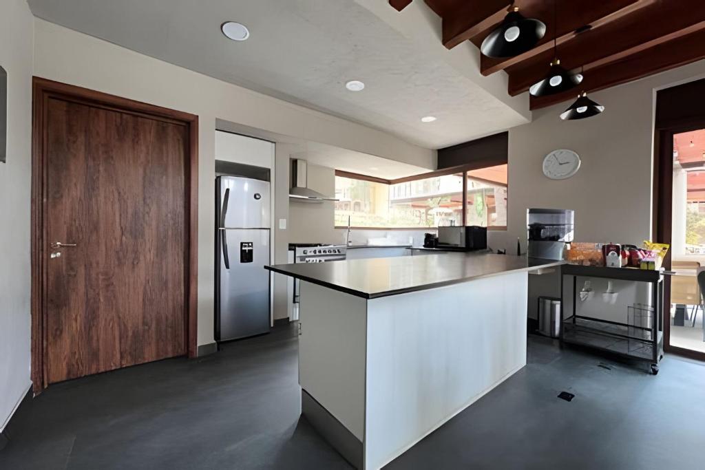 Casa con alberca y jacuzzi photo 4