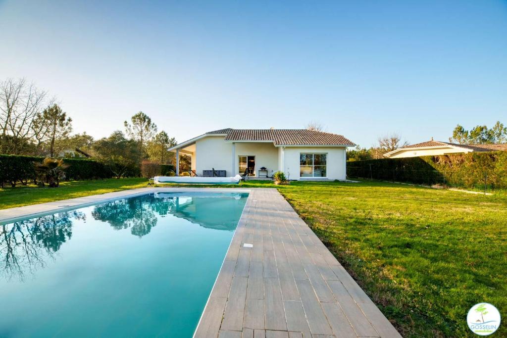 Magnifique Villa pour 10 personnes à Parentis en Born photo 1