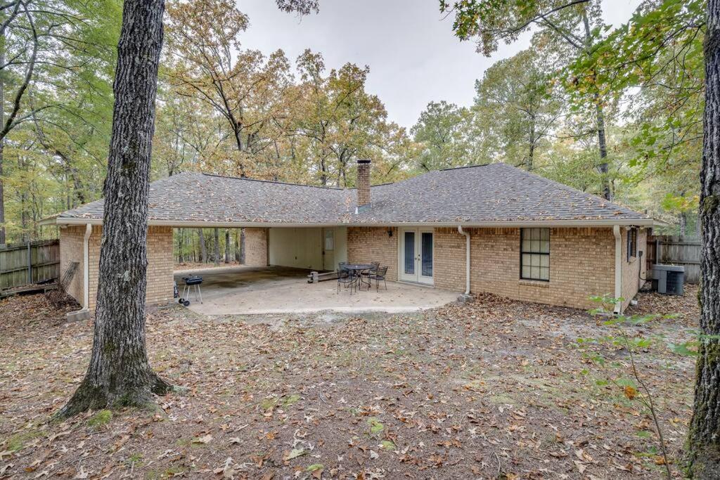 Rustic Flames & 4-Bedroom Comfort photo 4