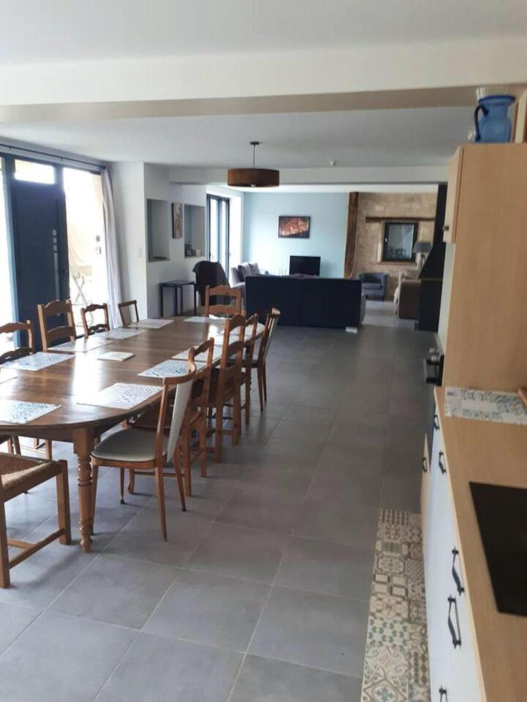 Villa de 6 chambres avec piscine privee jardin amenage et wifi a Montpezat de Quercy photo 1