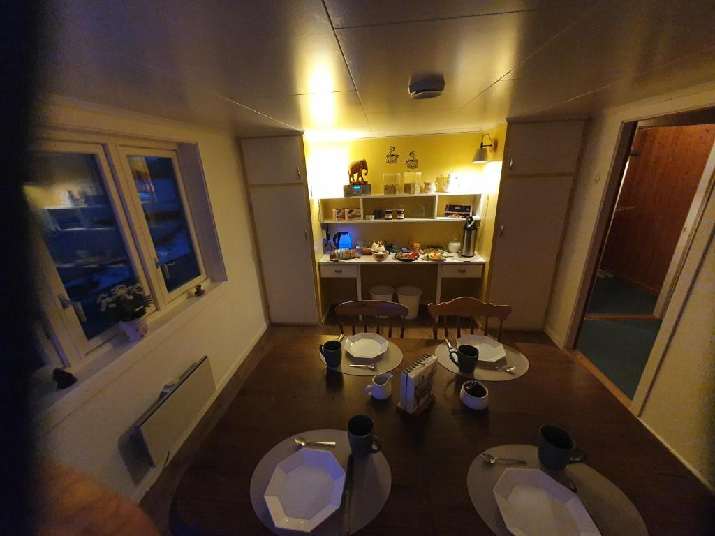 Overnatting Rodal photo 1