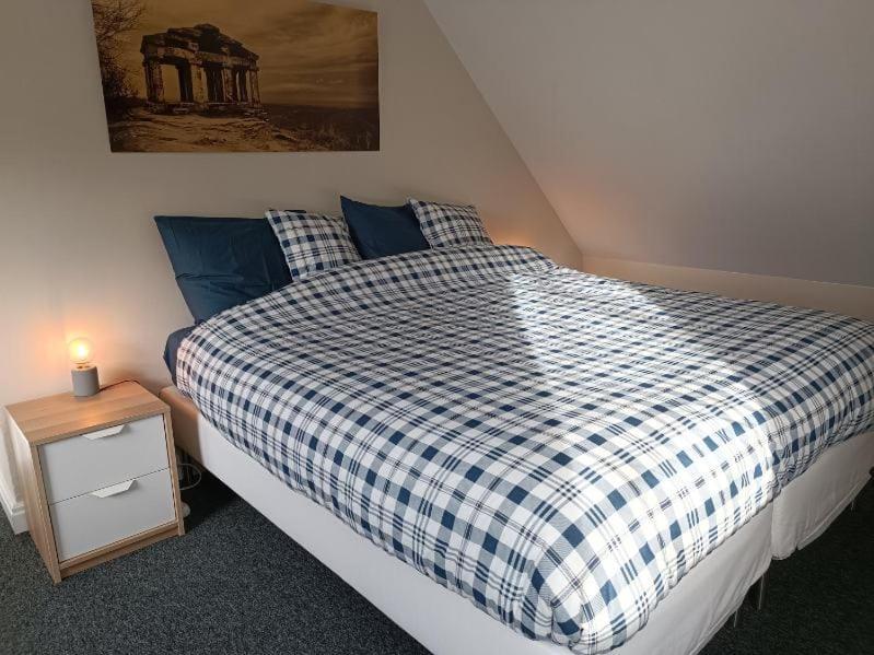 La Fontaine Aux Enfants - Chambre avec sdb privée photo 3