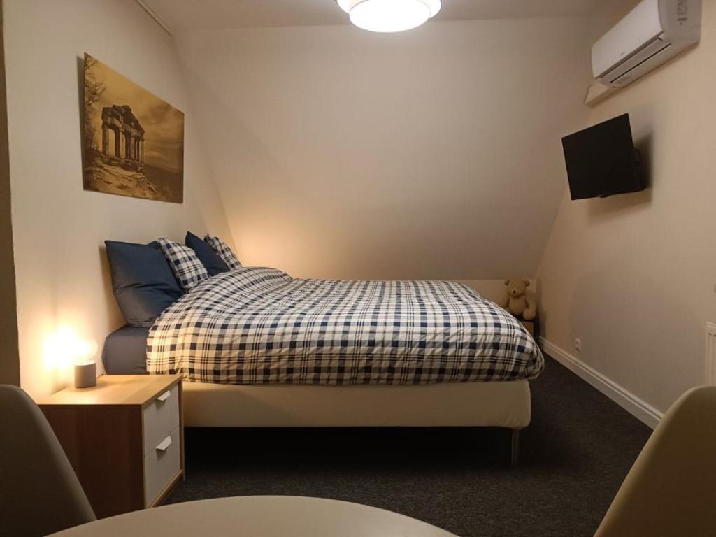 La Fontaine Aux Enfants - Chambre avec sdb privée photo 4