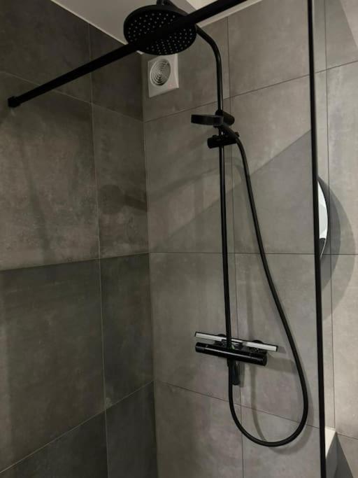 Luxe woning Bubbles! Met airco en Parkeren op eigen grond photo 3
