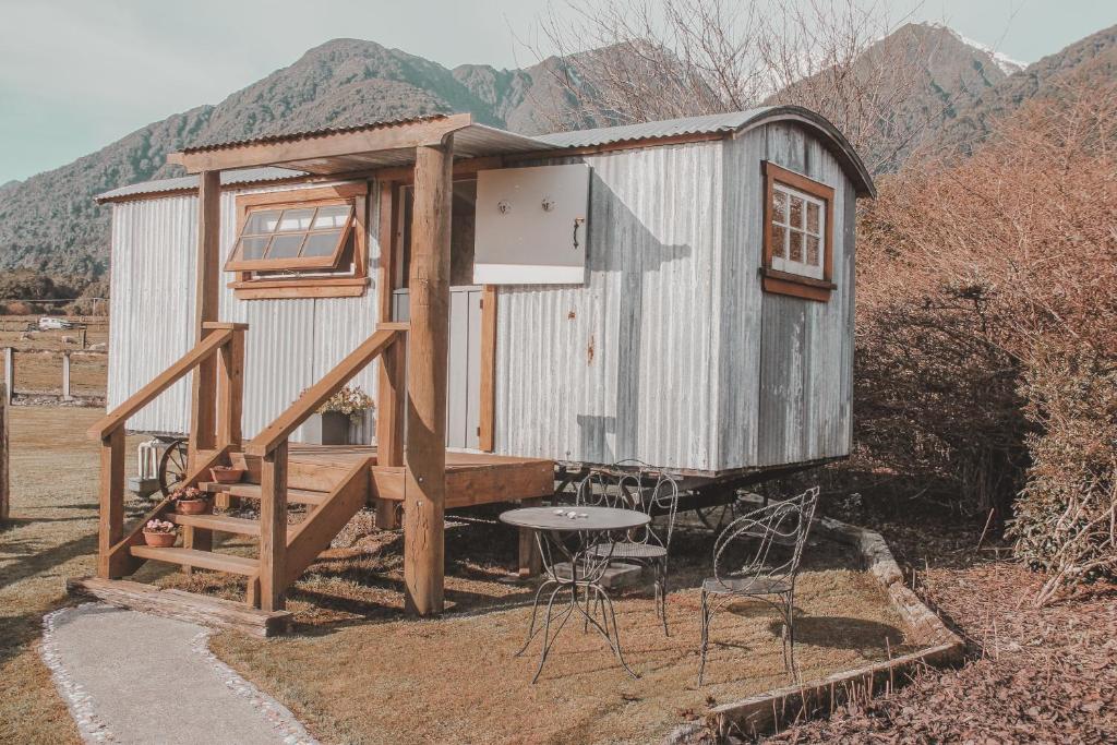 Rocky Creek Shepherds Hut photo 1