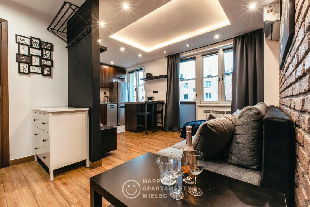 Happy Day - Happy Apartamenty Mielec photo 3
