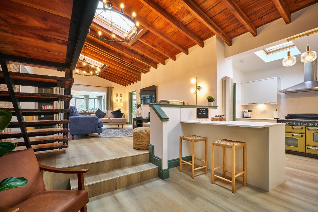 The Old Stables - Hot Tub, Sauna and Cinema photo 4