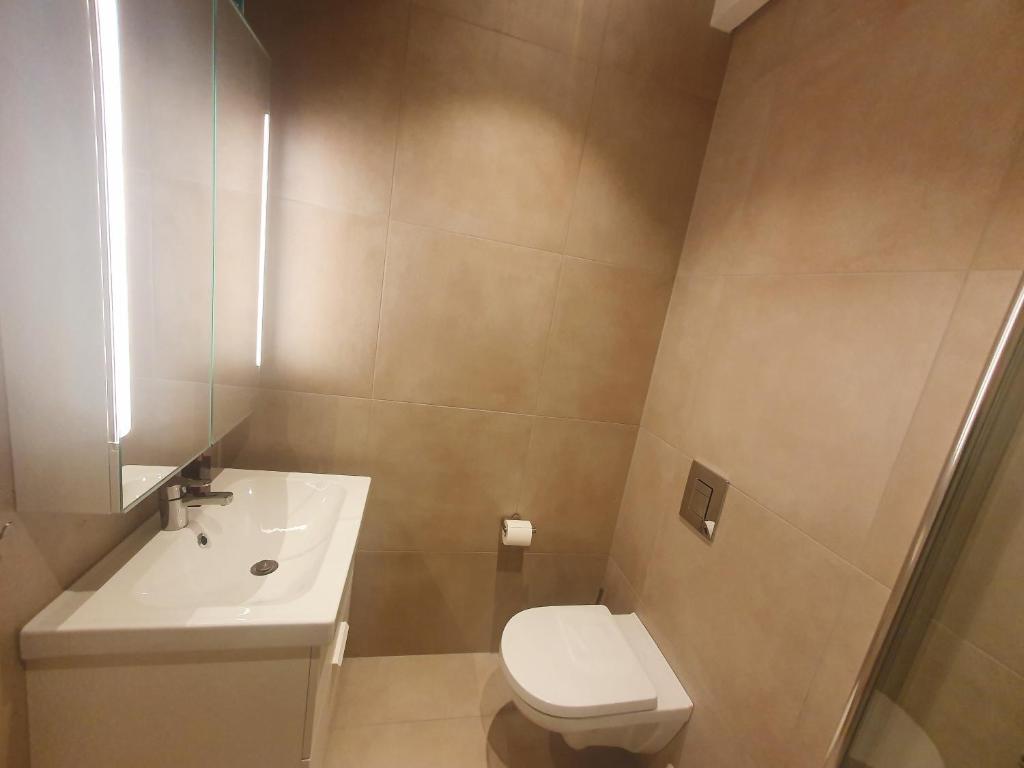 Beautiful, convenient, central room 2 photo 2