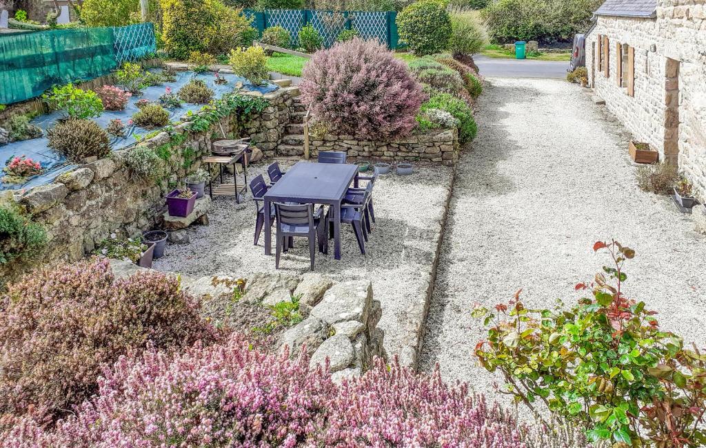 Nice Home In Ploudalmzeau With Wi-fi photo 1