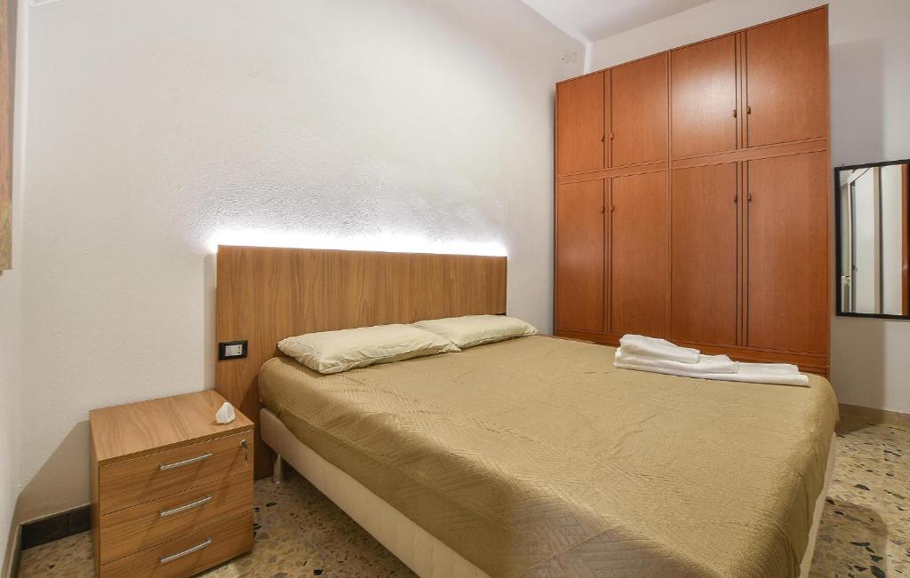Stunning Apartment In Chiaramonte Gulfi With Wi-fi photo 3