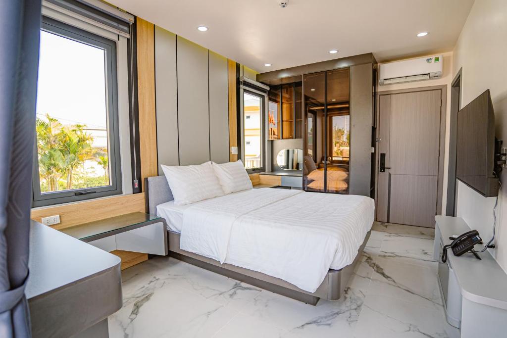 Xuân Home Room Type - Queen Room