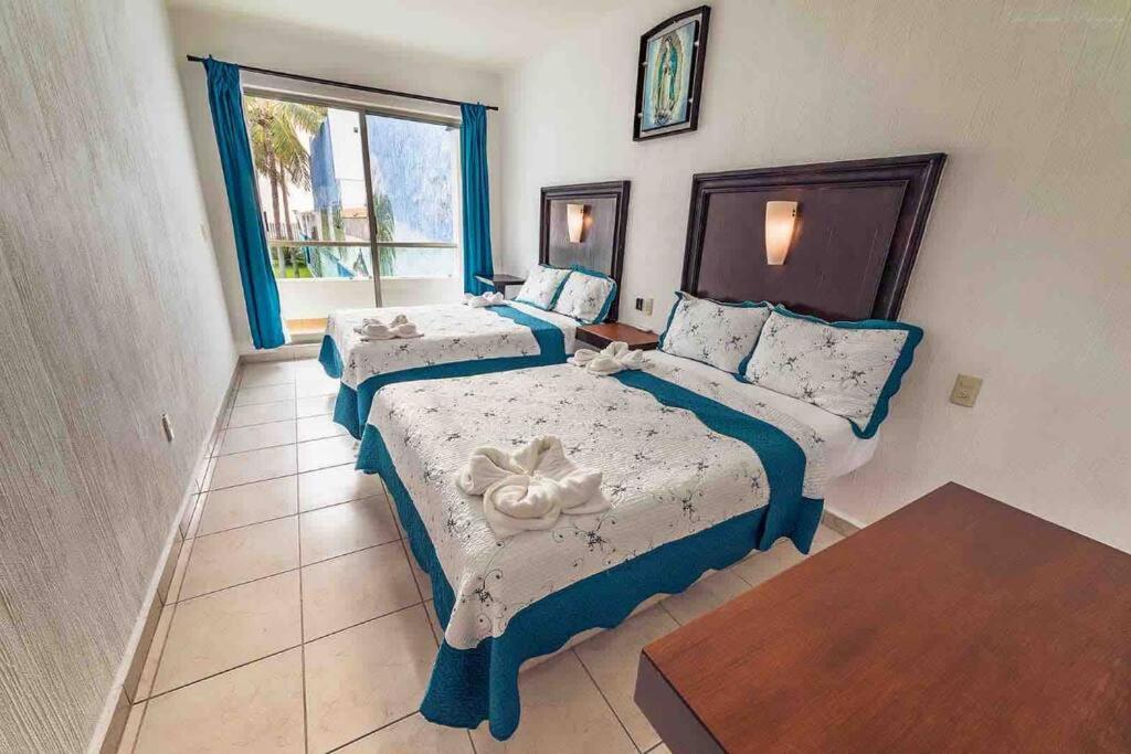 Casa Matanchen, On the Beach photo 4