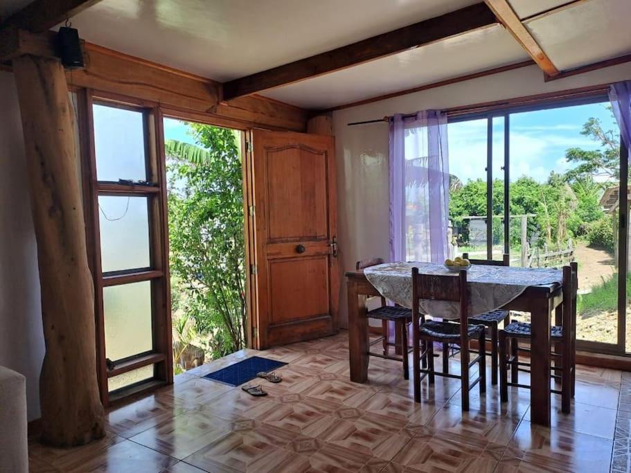 Cabañas Hare Tupuna o Piri Nui