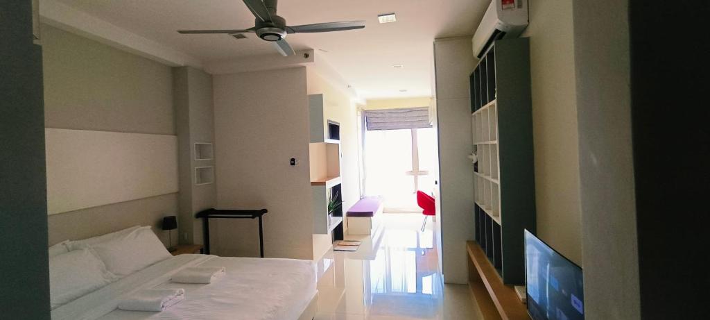 Peace home 13a photo 1