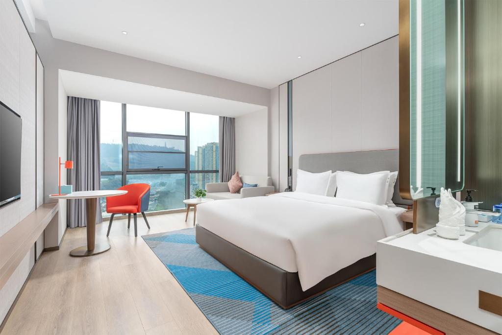 Holiday Inn Express Bazhong Center, an IHG Hotel photo 4