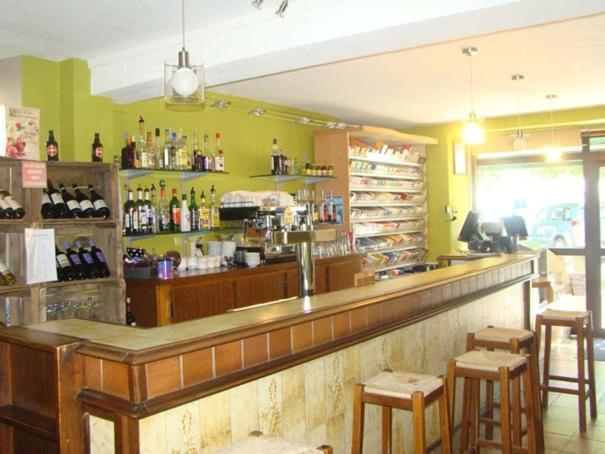 AUX GLOBE-TROTTERS photo 1