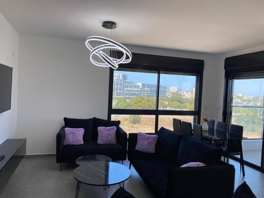 New- Luxury Glil Yam For Family 4 Rooms Parking photo 2