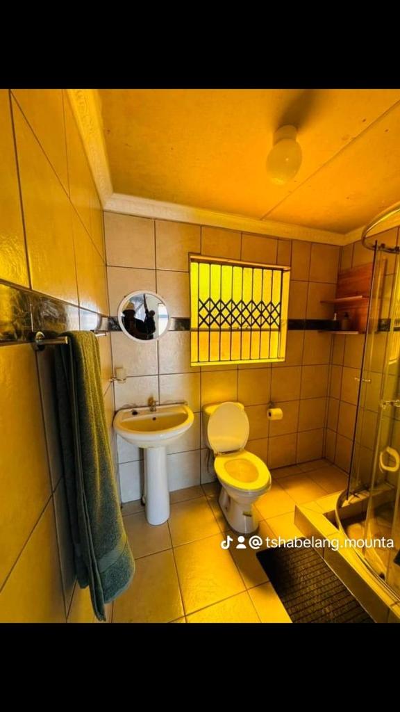 TSHABELANG MOUNTAIN VIEW LODGE photo 1