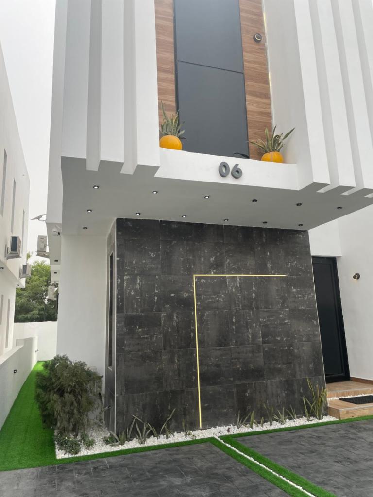 DL luxury apartment 3 photo 2