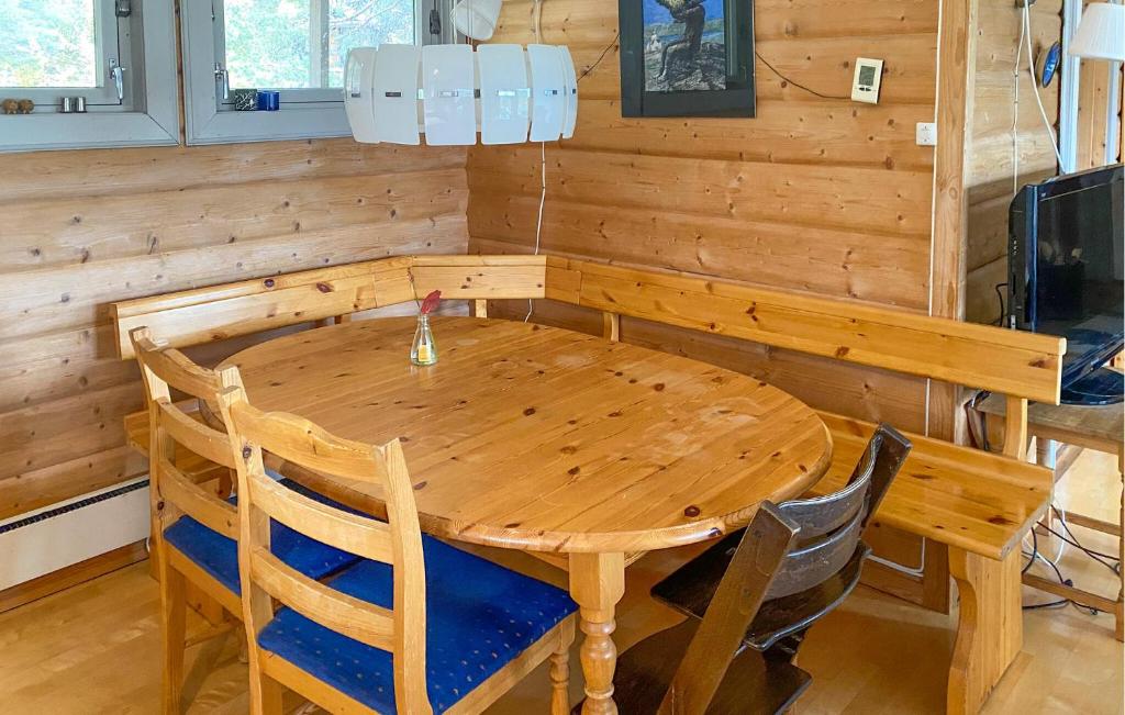 Amazing Home In Hovden I Setesdal With Ethernet Internet photo 2