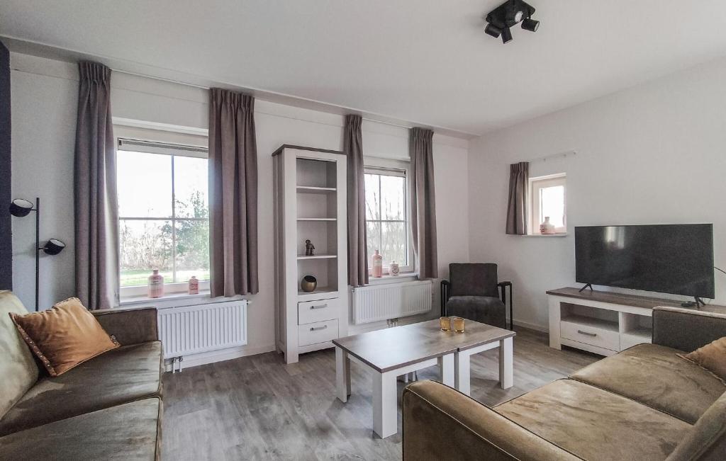Beautiful Home In Den Ham With Kitchen photo 2