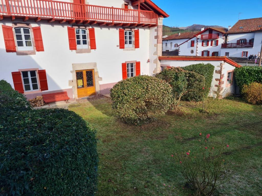 MAISON IRIBERRIA photo 2