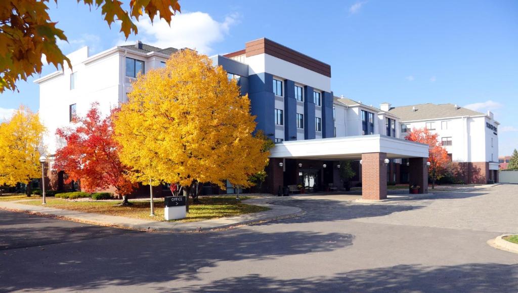 SpringHill Suites Minneapolis West St. Louis Park photo 2