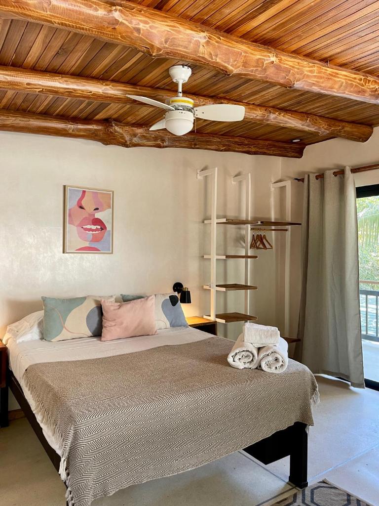 Believe Surf & Yoga Lodge Santa Teresa photo 2