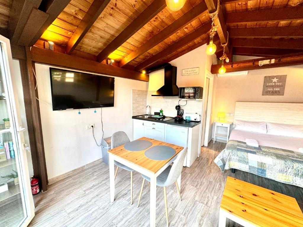 3 Casita-Estudio con Jardín en la playa photo 4