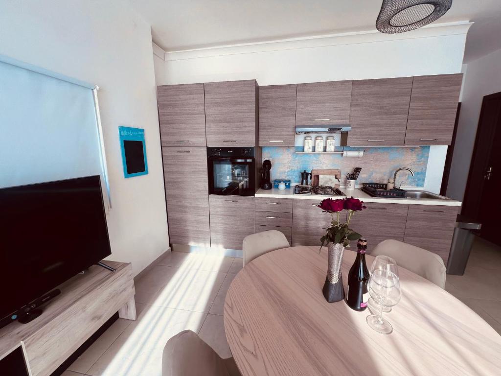 LA88 SweetHome Penthouse with Jacuzzi photo 4