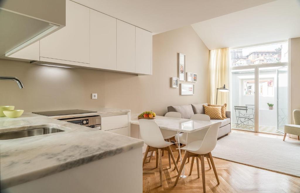 Апартаменты (Апартаменты с балконом), Mouzinho 160 by Oporto Tourist Apartments