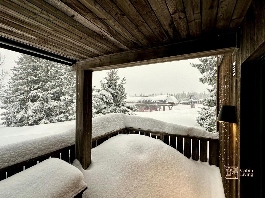 Super apartment right on the slopes and stadium photo 1