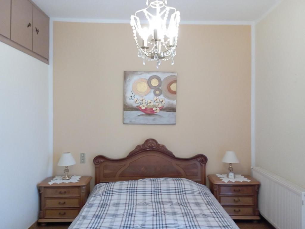Kantouni Bedroom