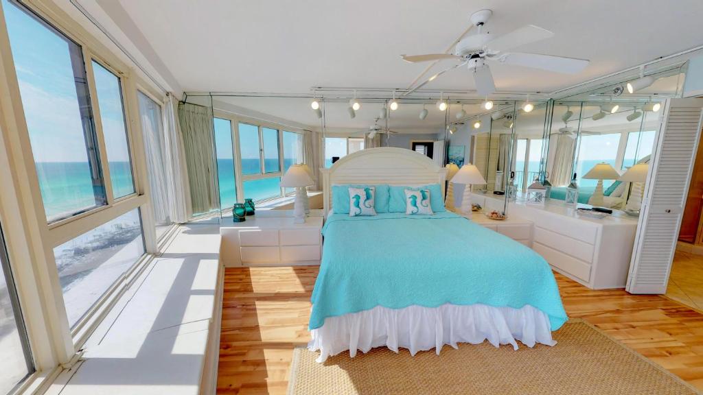 4135 Beachside One image
