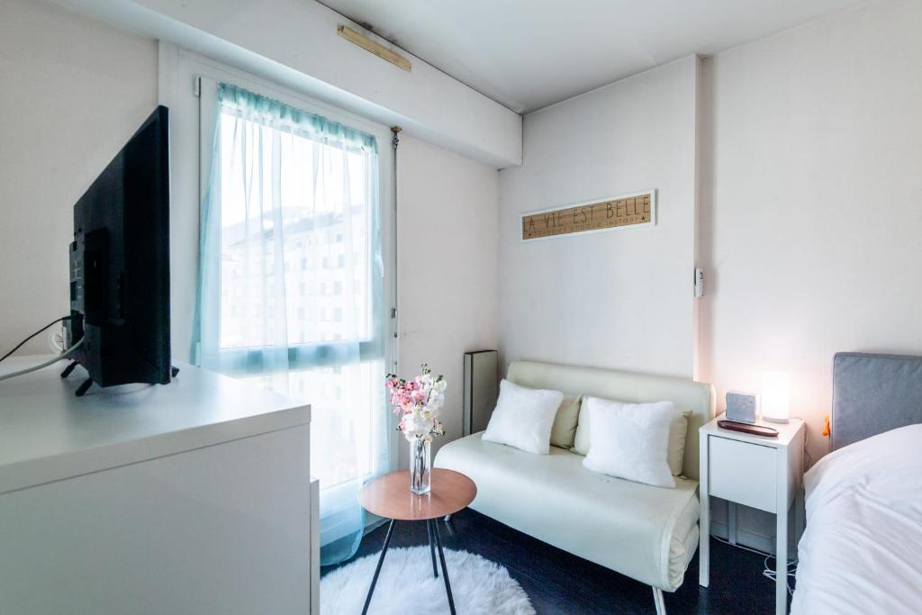 REVON - City center flat photo 3
